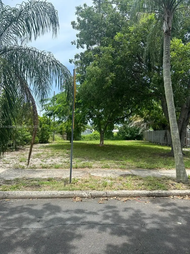 3014 Greenwood Avenue, West Palm Beach, FL 33407 - #1