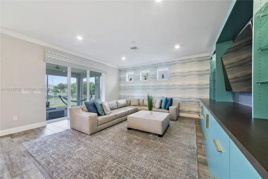 4534 Greenway Drive, Hollywood, FL 33021 - #3