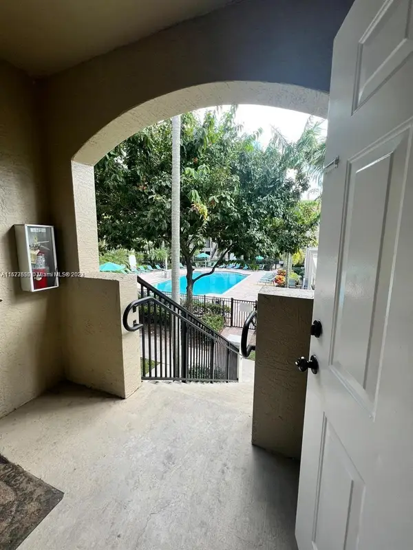 5940 W Sample Road #304, Coral Springs, FL 33067