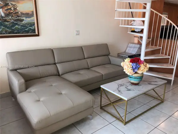 Address Withheld By Seller, Miami Beach, FL 33140