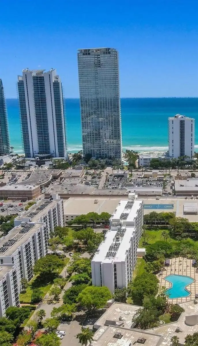 17021 N Bay Road #318, Sunny Isles Beach, FL 33160 - #3
