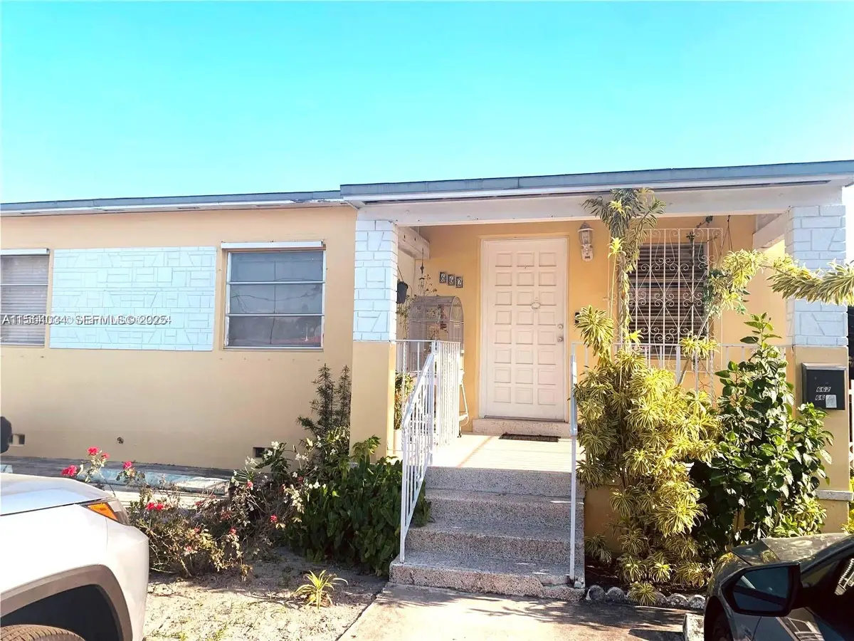 662 E 21st Street, Hialeah, FL 33013 - #1