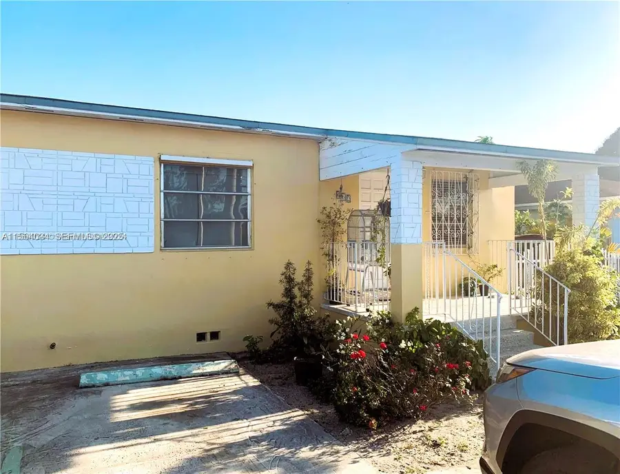662 E 21st Street, Hialeah, FL 33013 - #2