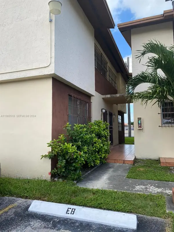 10 SW 108th Avenue #E8, Sweetwater, FL 33174