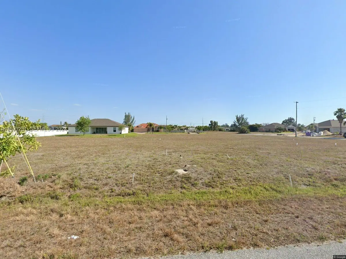 422 NW 9th Terrace, Cape Coral, FL 33993 - #1