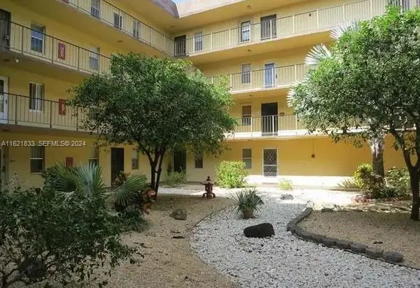 2831 Somerset Drive #206, Lauderdale Lakes, FL 33311