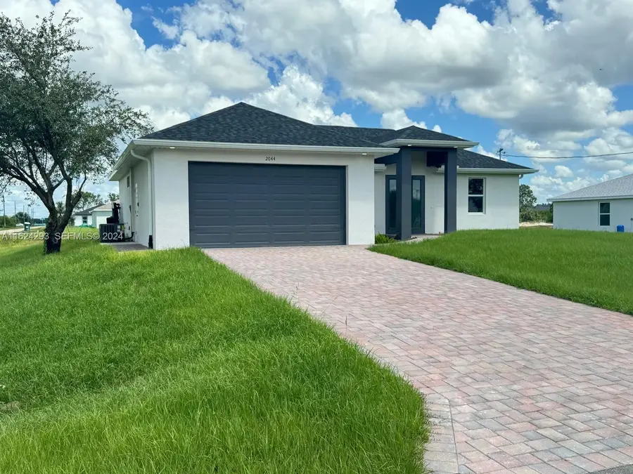 2044 Crawford Avenue N, Lehigh Acres, FL 33971 - #2