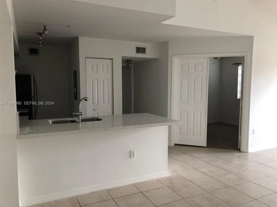 720 SW 111th Avenue #307, Pembroke Pines, FL 33025 - #3