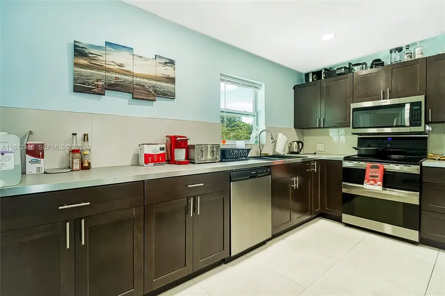 216 SW 6th Street, Hallandale Beach, FL 33009 - #3