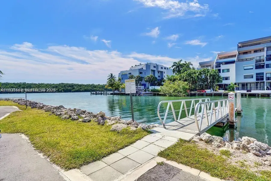 400 Kings Point Drive #320, Sunny Isles Beach, FL 33160 - #2