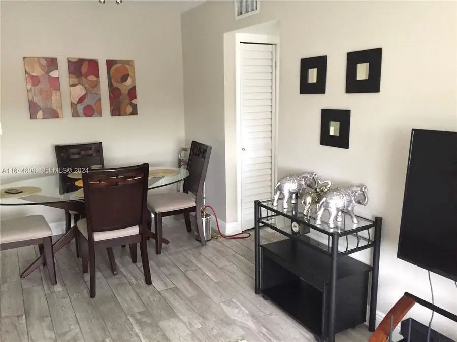 3075 NW 7th Street #401, Miami, FL 33125 - #3