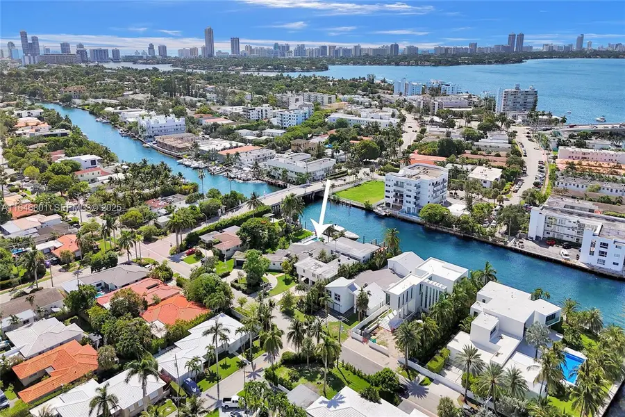1020 S Shore Drive, Miami Beach, FL 33141 - #3