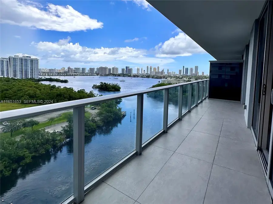 16385 Biscayne Boulevard #1201, North Miami Beach, FL 33160 - #2