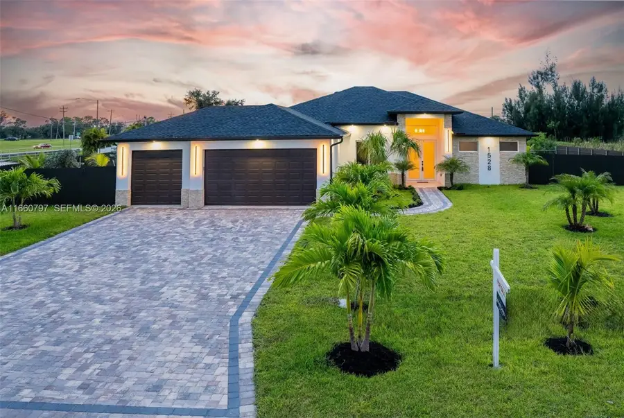1528 SW 15th Avenue, Cape Coral, FL 33991 - #2