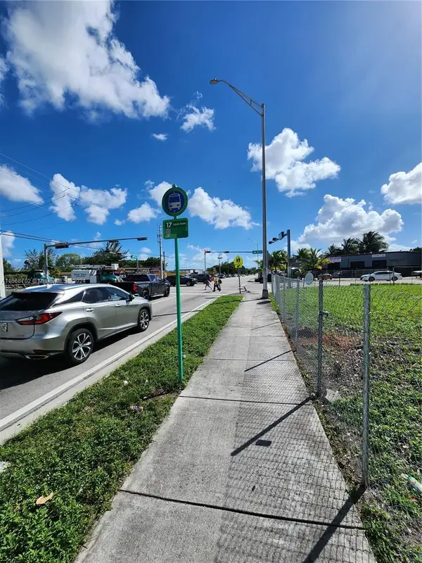 11110/20 NW 17th Avenue, Miami, FL 33167