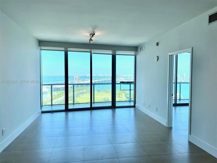 888 Biscayne Boulevard #1811, Miami, FL 33132 - #2