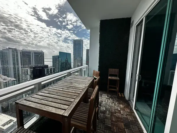 Address Withheld By Seller, Miami, FL 33131