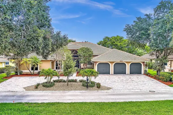 1775 W Eagle Trace Boulevard W, Coral Springs, FL 33071