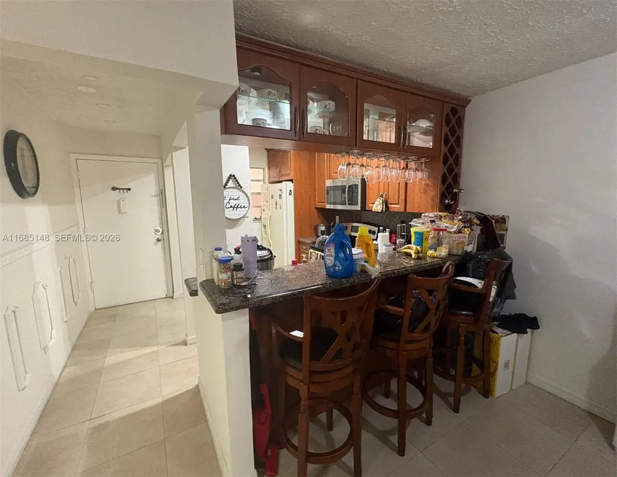 6055 W 19th Avenue #318, Hialeah, FL 33012 - #1