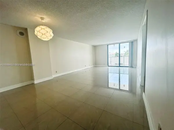 Address Withheld By Seller, Miami Beach, FL 33140