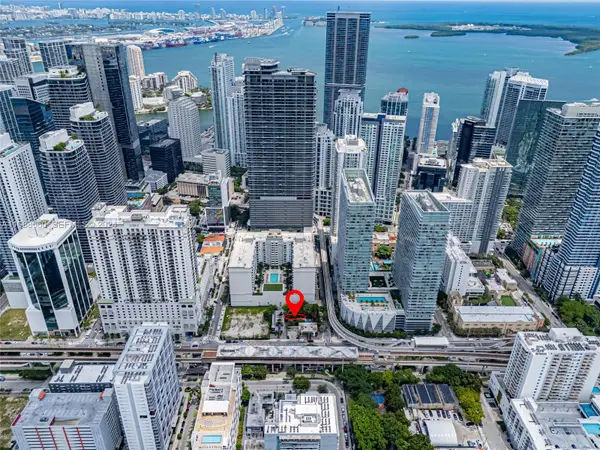 75 SW 11th Street, Miami, FL 33130