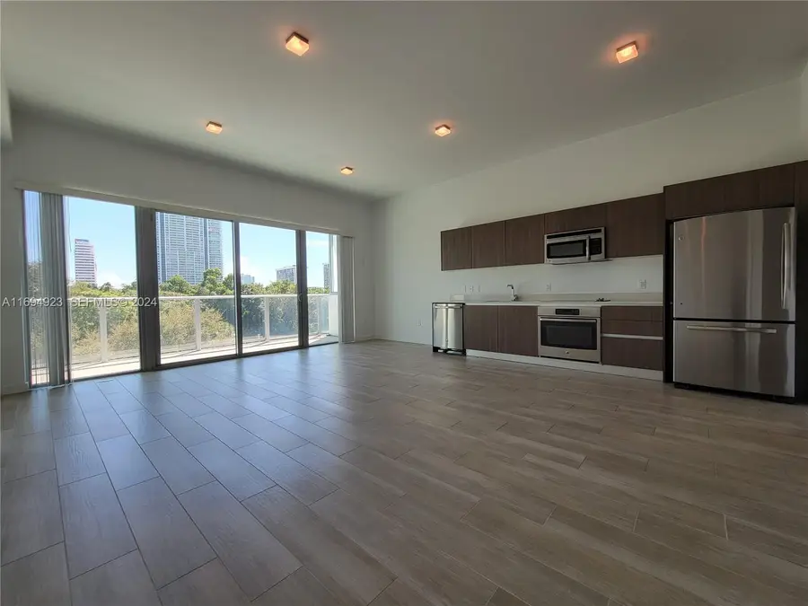 1600 SW 1 Avenue #411, Miami, FL 33129 - #2