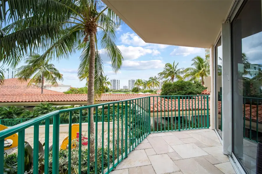 19900 E Country Club Drive #610, Aventura, FL 33180 - #2