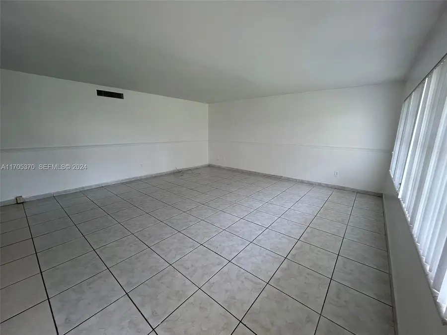 11855 NE 19th Drive #8, North Miami, FL 33181 - #2
