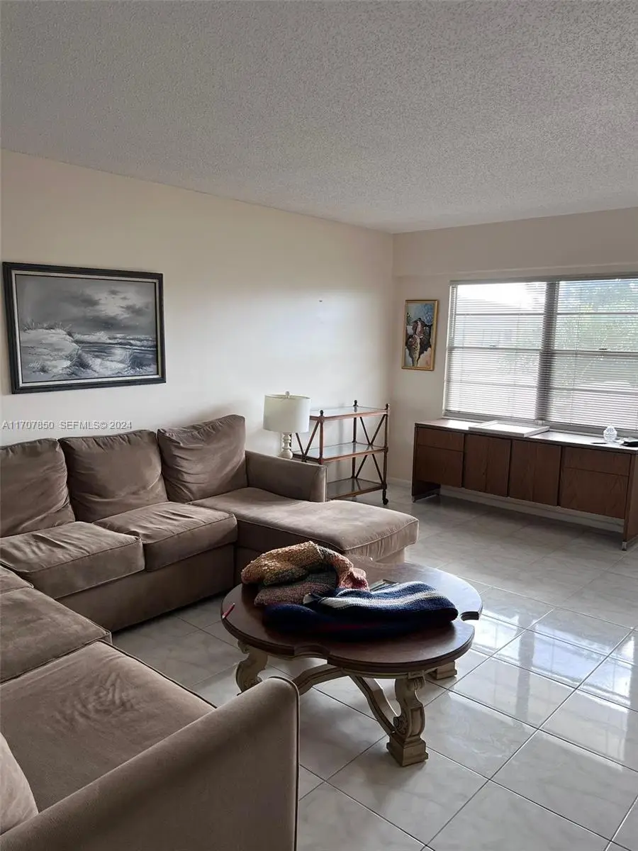 324 Fanshaw H 324 H #324 H, Boca Raton, FL 33434 - #3