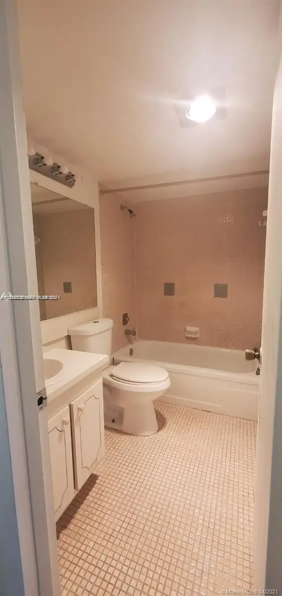 385 Fanshaw J #J, Boca Raton, FL 33434 - #2