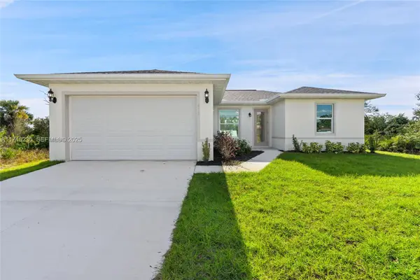 957 Commodore Street, Lehigh Acres, FL 33974
