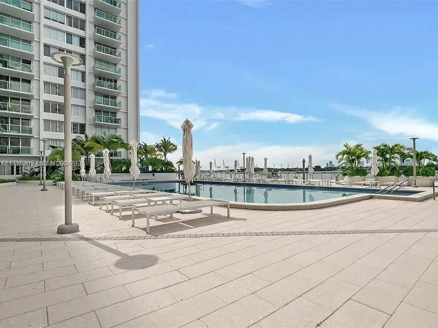 1000 W Ave Bs107 #BS107, Miami Beach, FL 33139 - #2