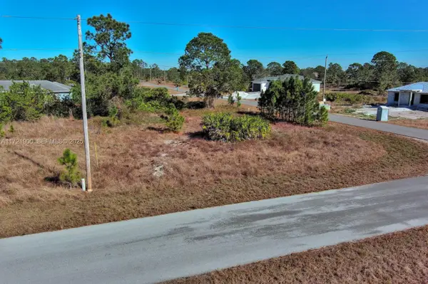 733 Bumby E Street, Lehigh Acres, FL 33974