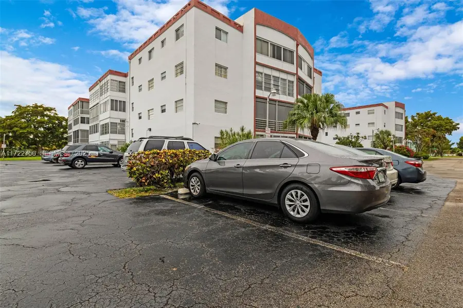 4000 NW 44th Avenue #205, Lauderdale Lakes, FL 33319 - #2