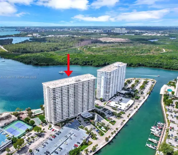 300 Bayview Drive #402, Sunny Isles Beach, FL 33160