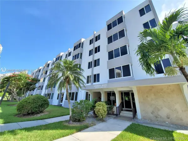 250 180th Drive #455, Sunny Isles Beach, FL 33160