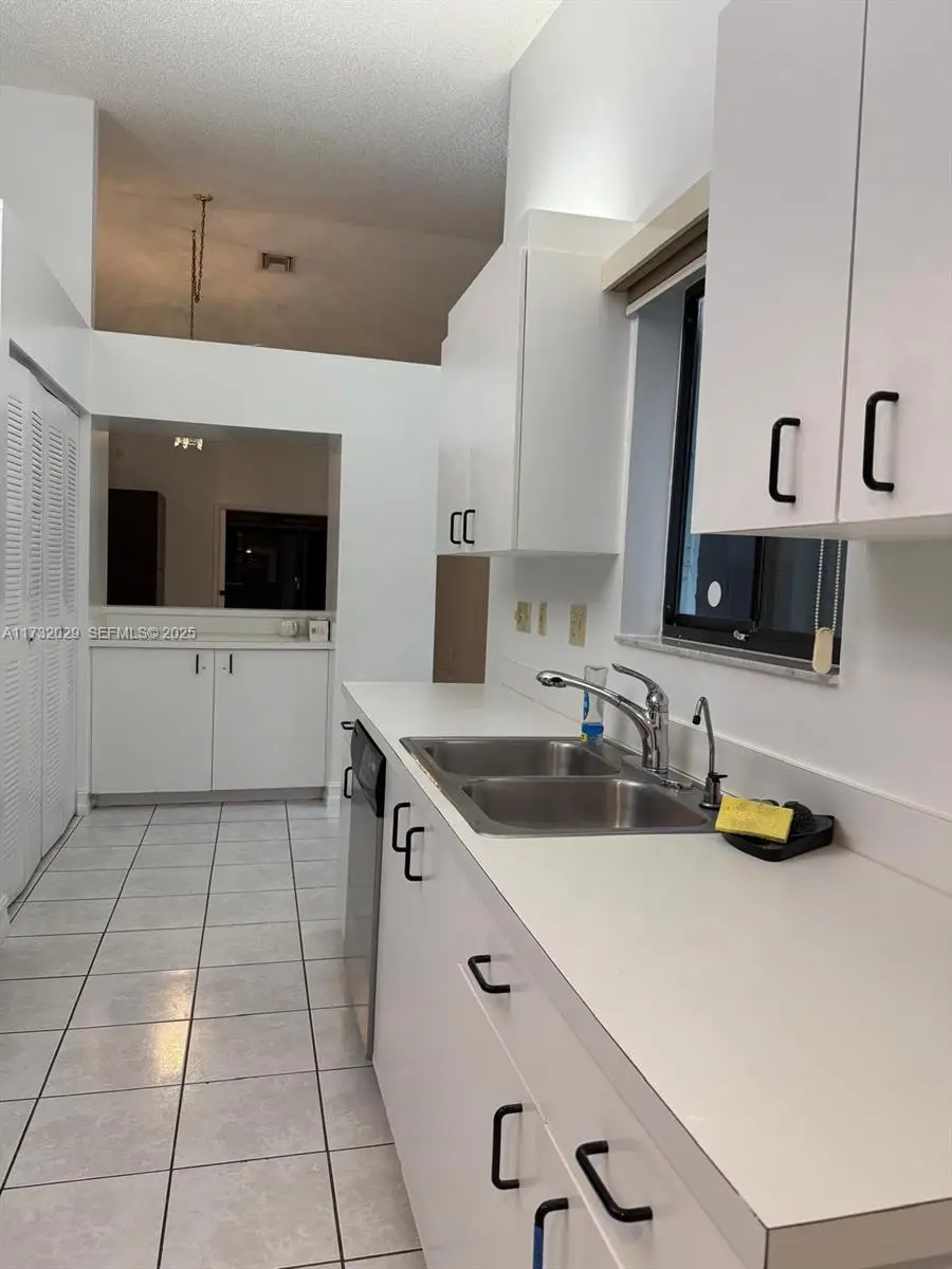 8204 NW 100th Lane, Tamarac, FL 33321 - #2