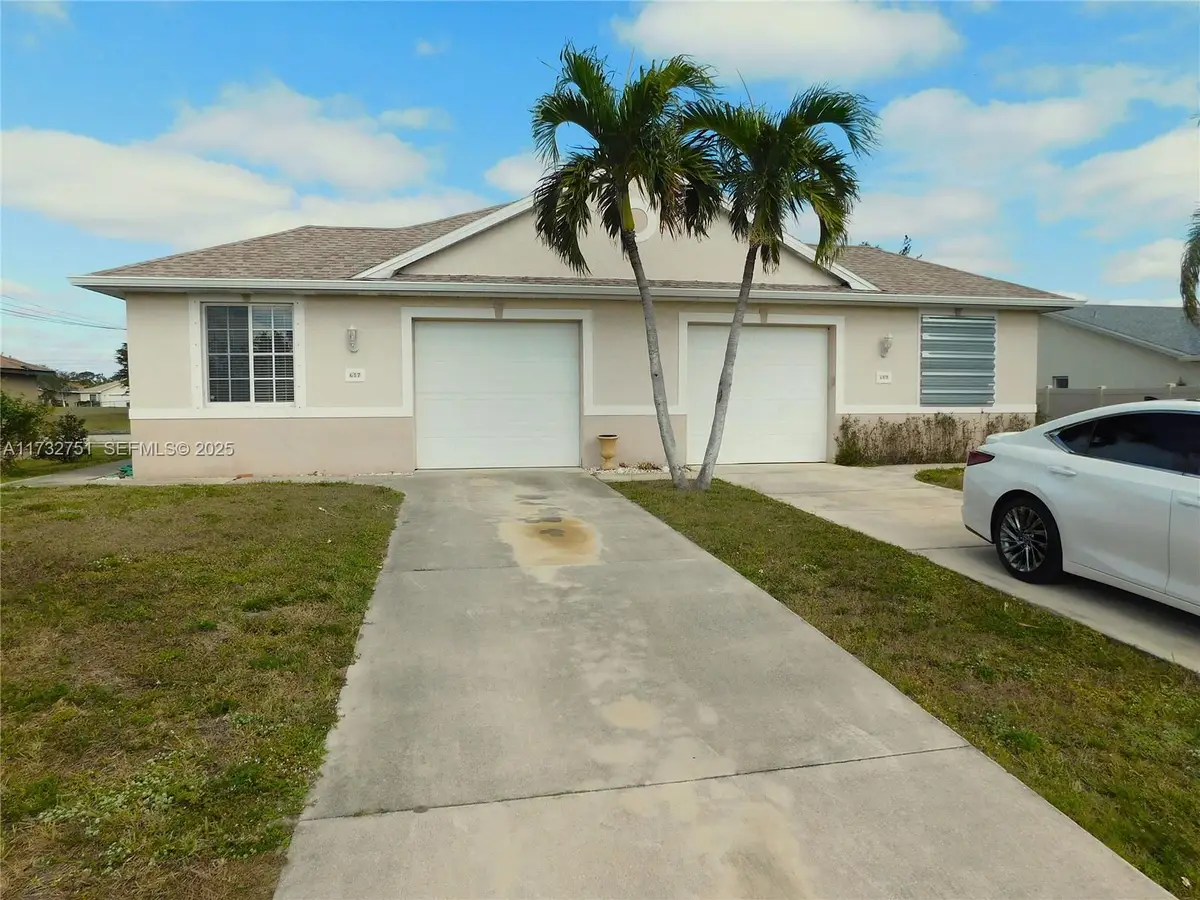 617 SE 7 Street, Cape Coral, FL 33990 - #1