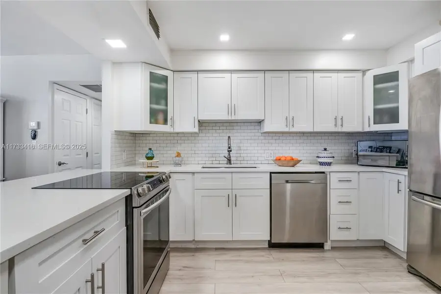20379 W Country Club Drive #939, Miami, FL 33180 - #3