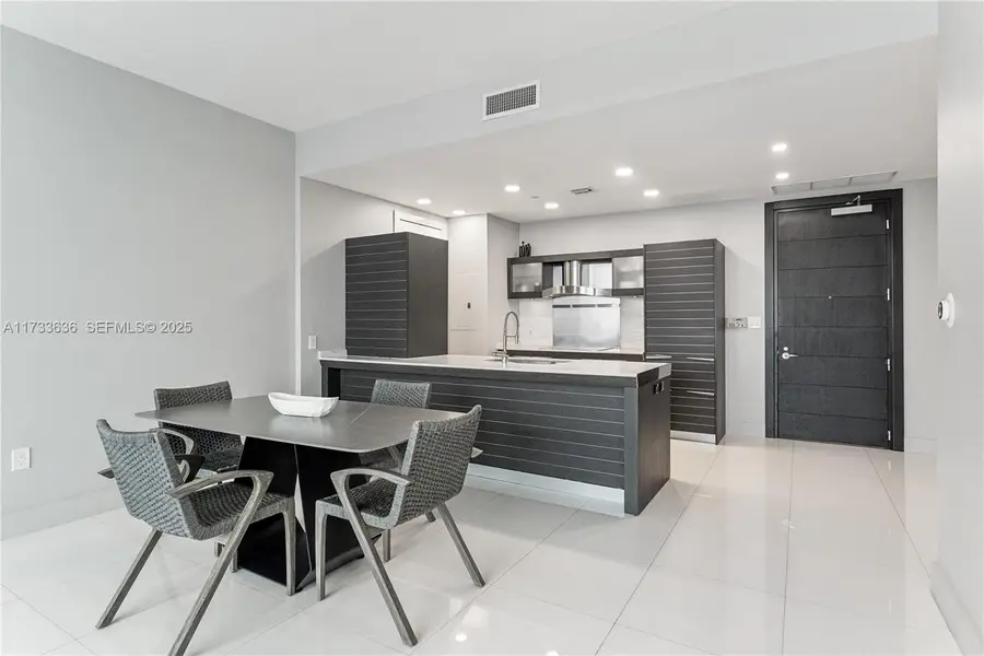200 Biscayne Boulevard Way #4912, Miami, FL 33131 - #3