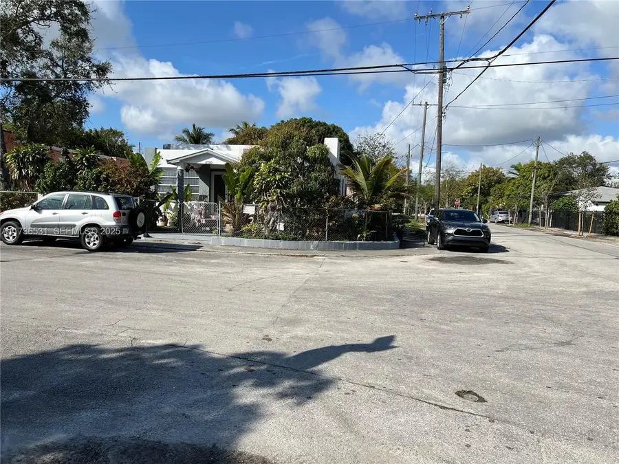 6730 NE Miami Place, Miami, FL 33138 - #2