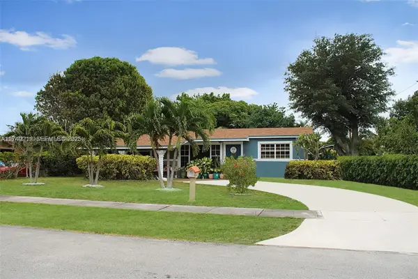 800 NW 176th Terrace, Miami Gardens, FL 33169
