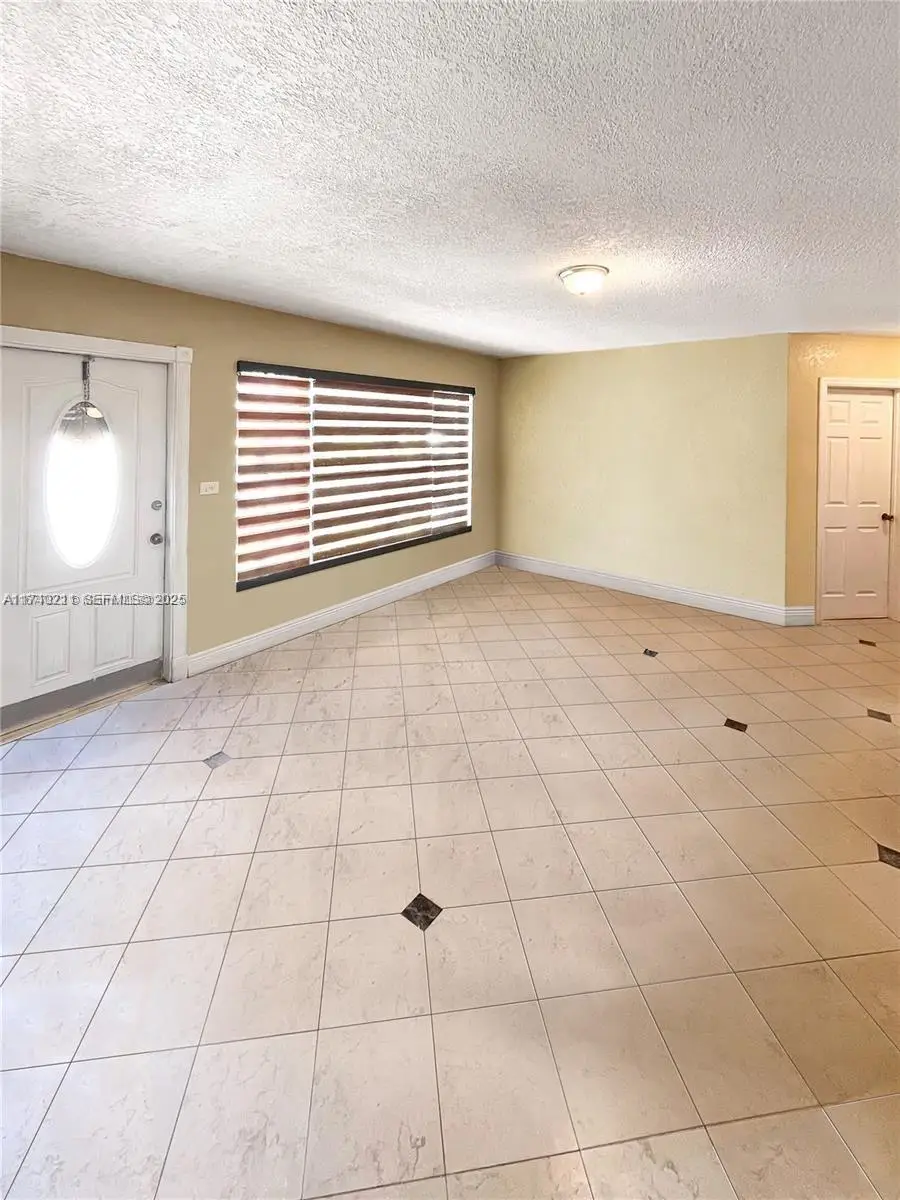 800 NW 176th Terrace, Miami Gardens, FL 33169 - #3