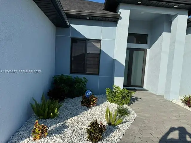 512 NE Juanita Place, Cape Coral, FL 33909 - #2