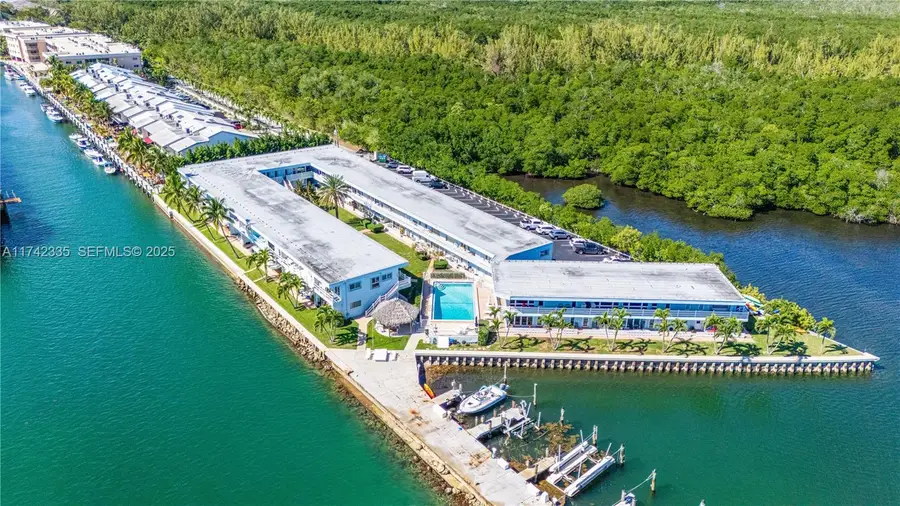 2700 NE 135th Street #32, North Miami, FL 33181 - #2