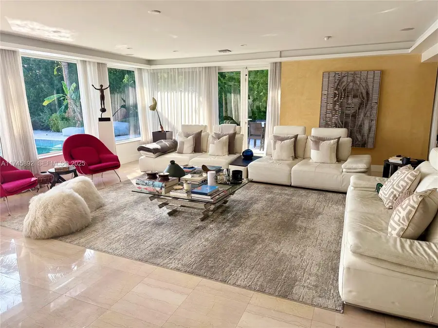 1670 Daytonia Road, Miami Beach, FL 33141 - #2