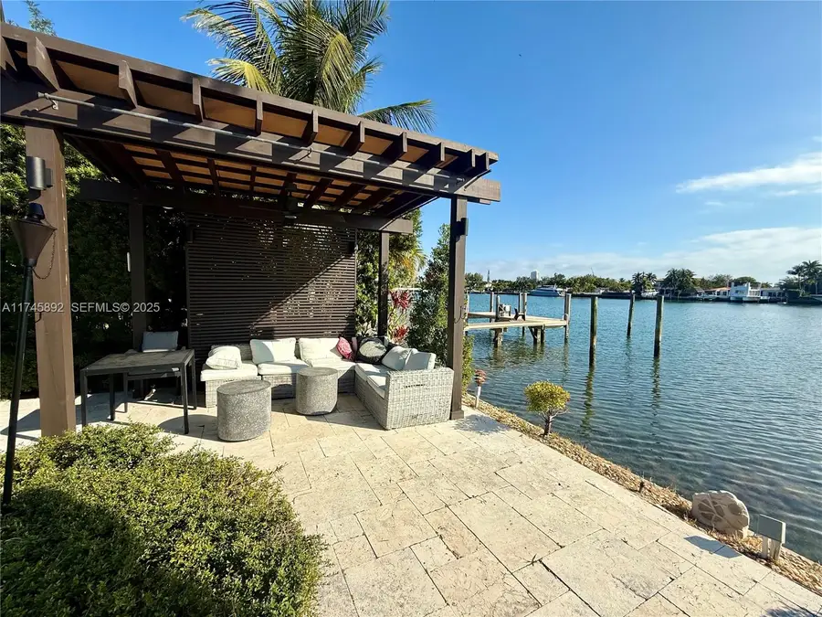 1670 Daytonia Road, Miami Beach, FL 33141 - #3