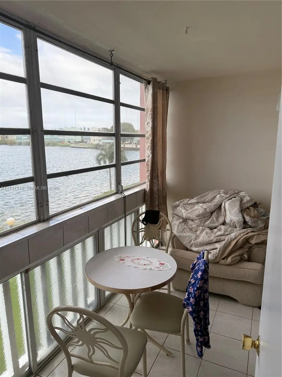 18555 NE 14th Avenue #618, Miami, FL 33179 - #2