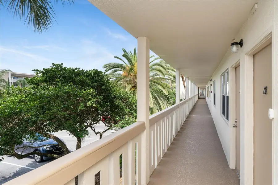 2201 Lucaya Bend #M2, Coconut Creek, FL 33066 - #3