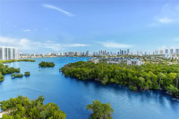 16385 Biscayne Boulevard #1221, North Miami Beach, FL 33160